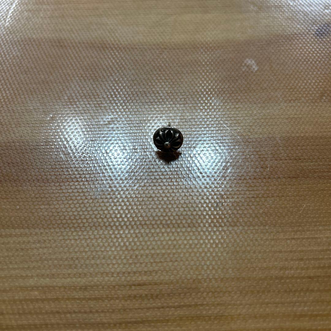 CHROME HEARTS CROSS BALL ピアス