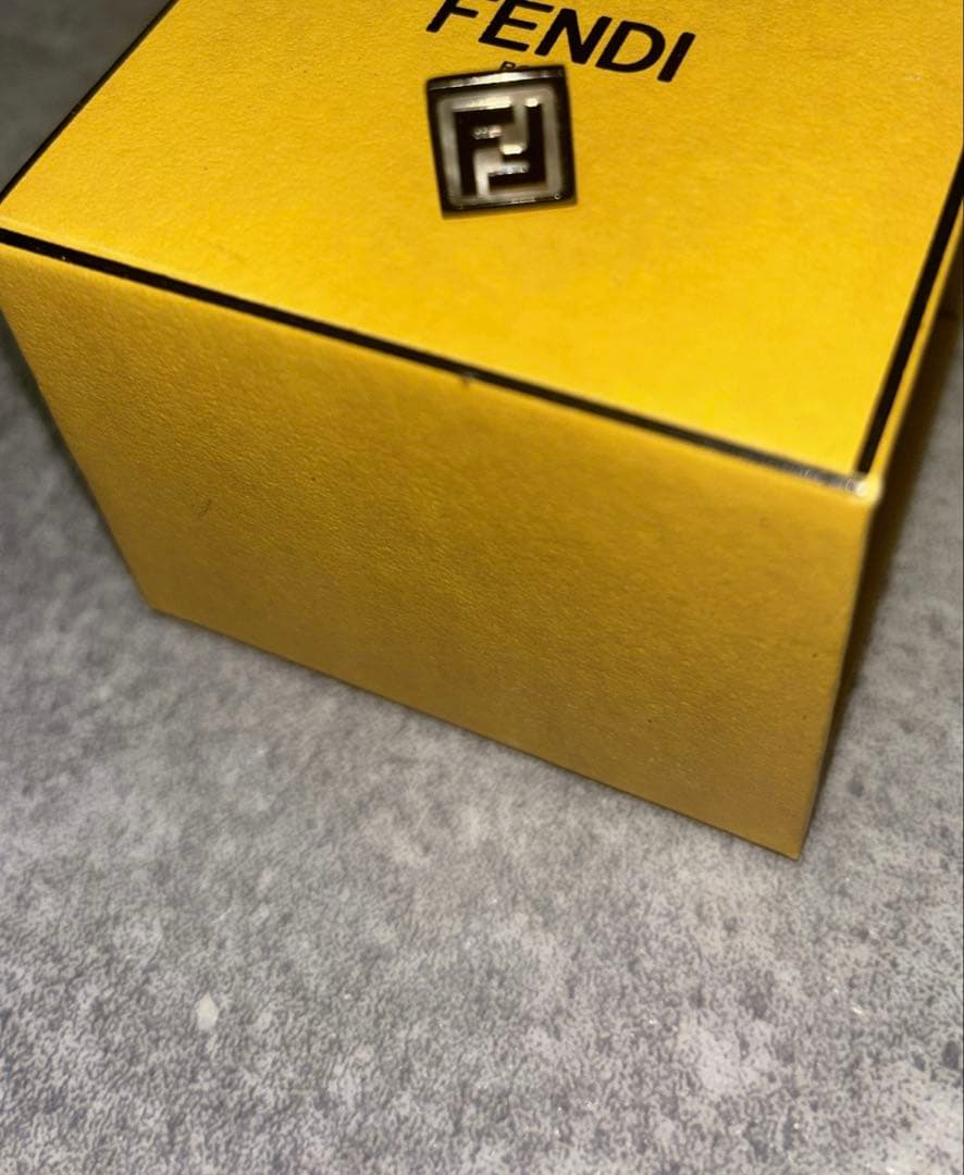 FENDI フェンディ Fロゴ ピアス 片耳用 メンズ レディース 正規品 箱有