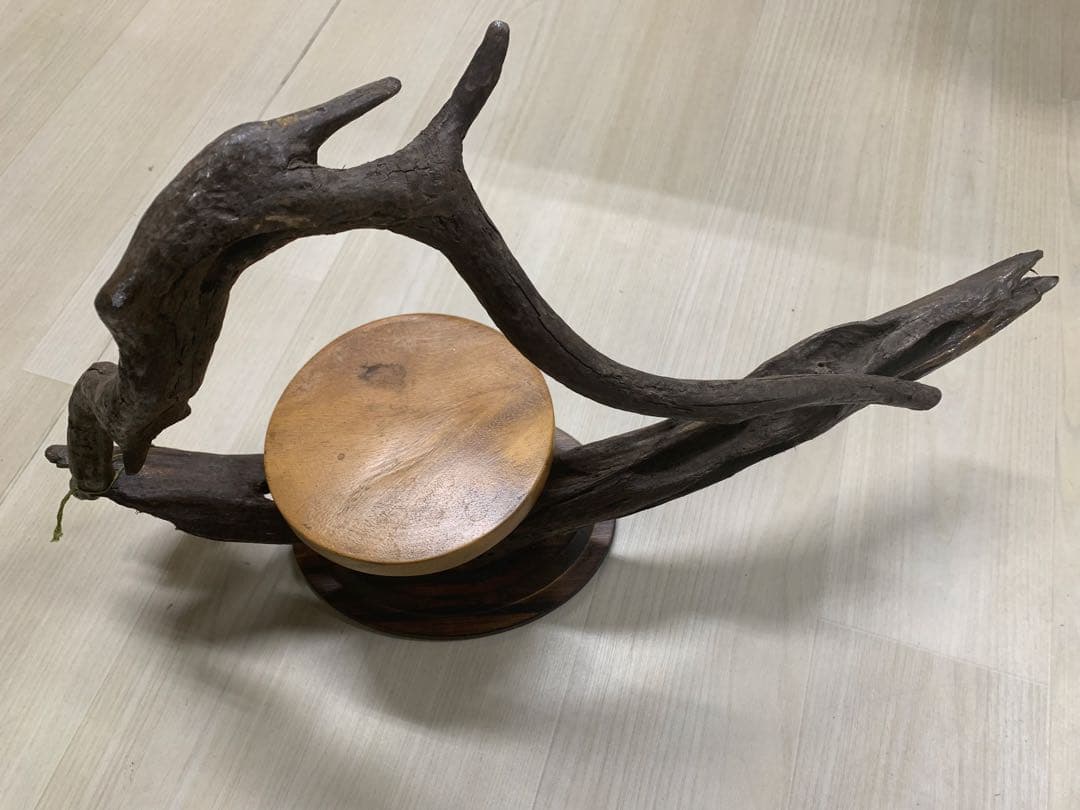 Tetsuzan 木製置物 日本のデザイン