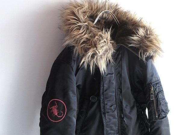 ヒステリックグラマー ガール 蠍ワッペン プリマロフト N-3B ジャケット 黒