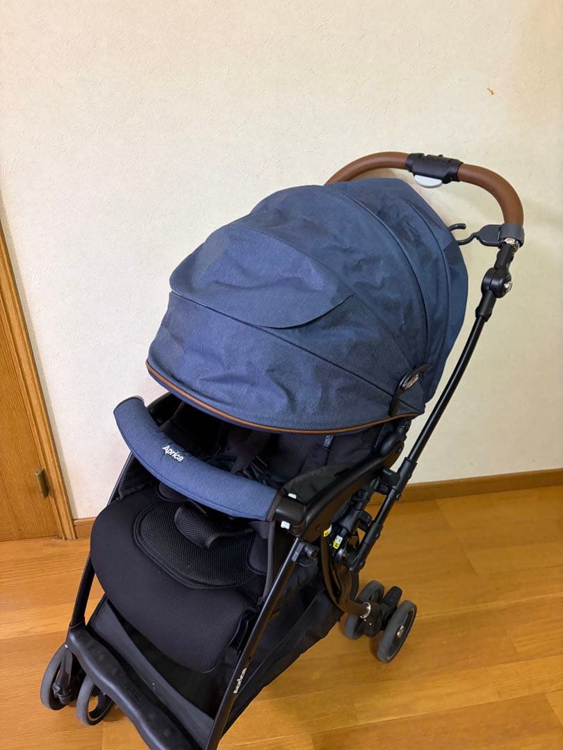 アップリカ　ラクーナビッテクッション　2022年モデル アカチャンホンポ限定