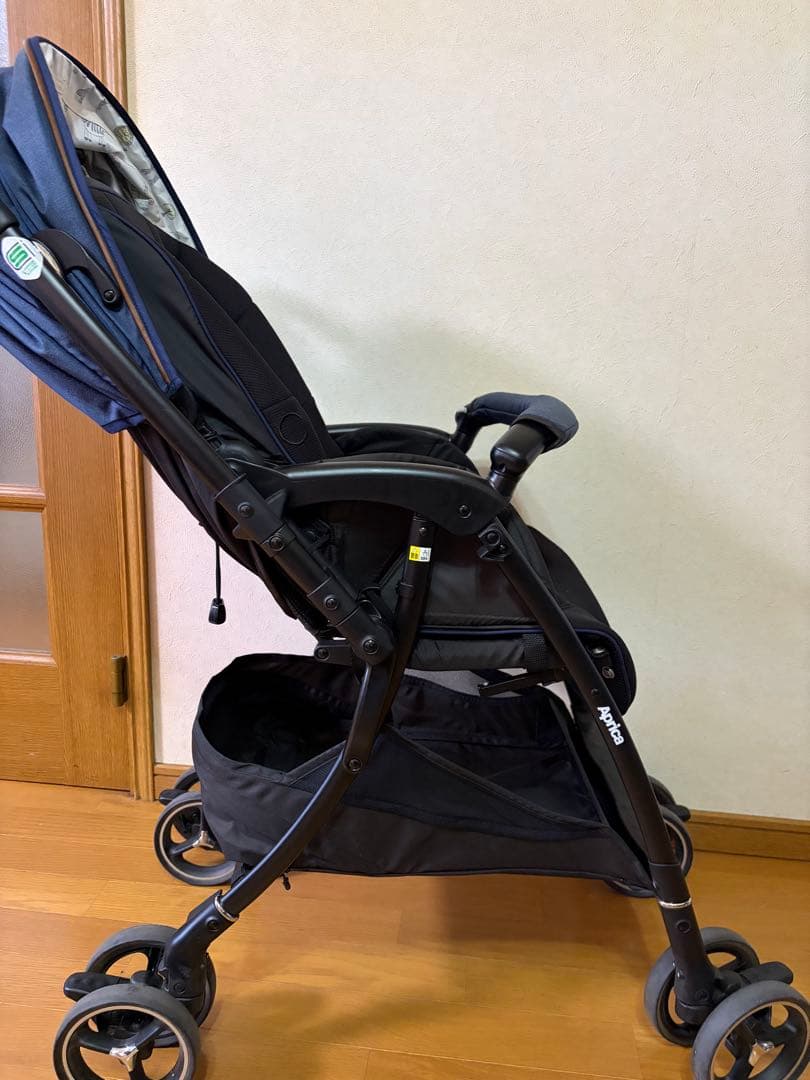 アップリカ　ラクーナビッテクッション　2022年モデル アカチャンホンポ限定