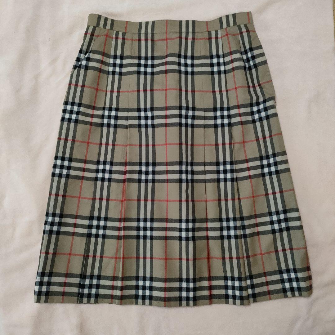 バーバリー　スカート 　プリーツ　大きめサイズ15号　美品