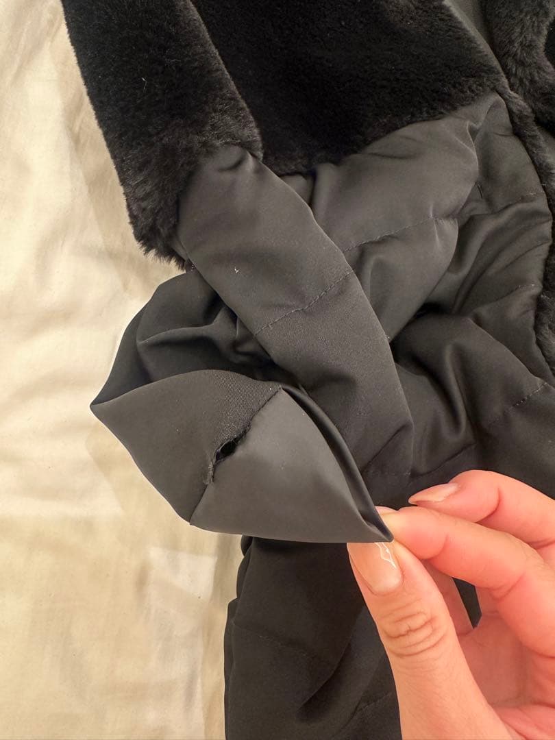 エムプルミエエコムートンダウンベスト 黒