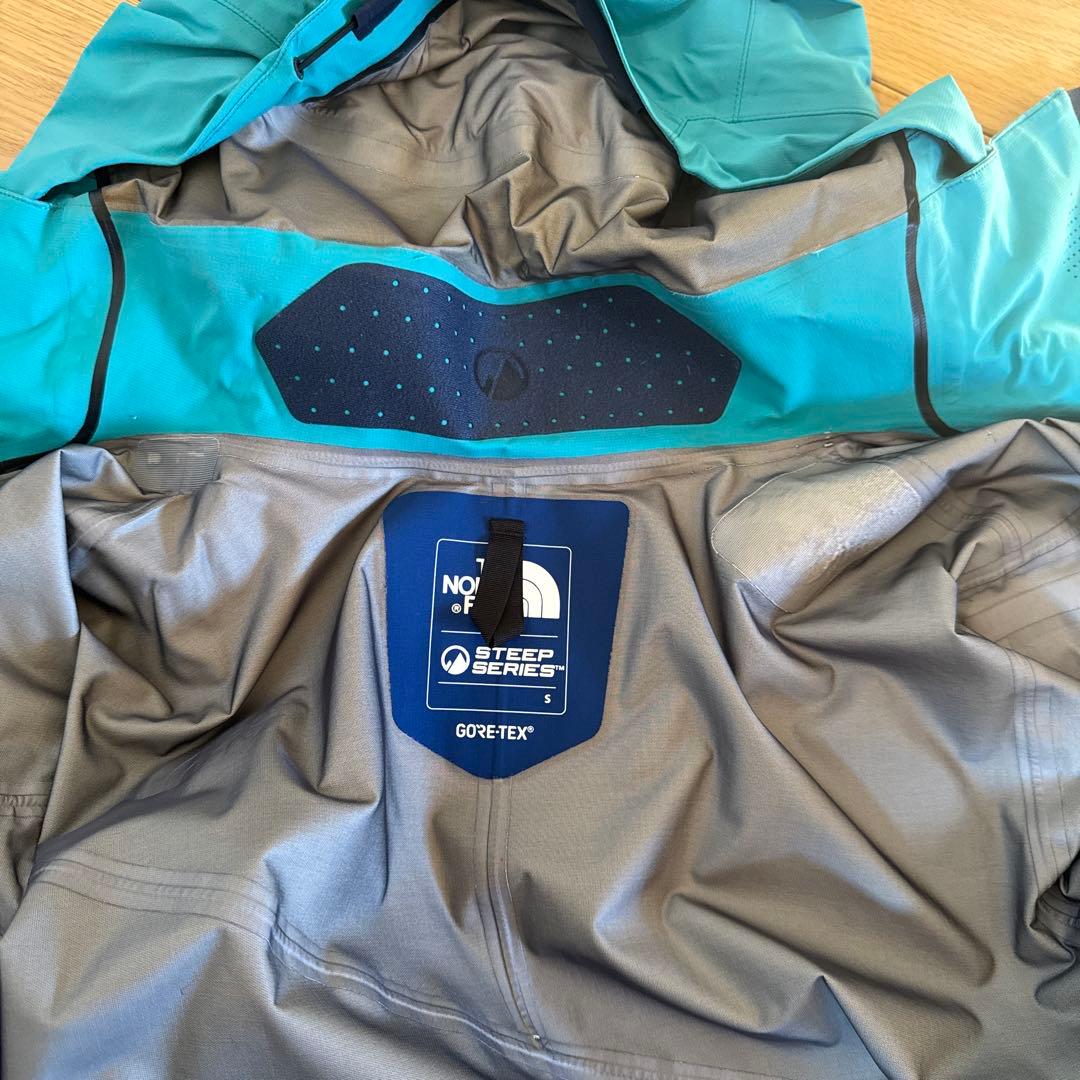 ノースフェイス　スノーウェア　Sサイズ　ゴアテックス　ビブパンツ　ユニセックス