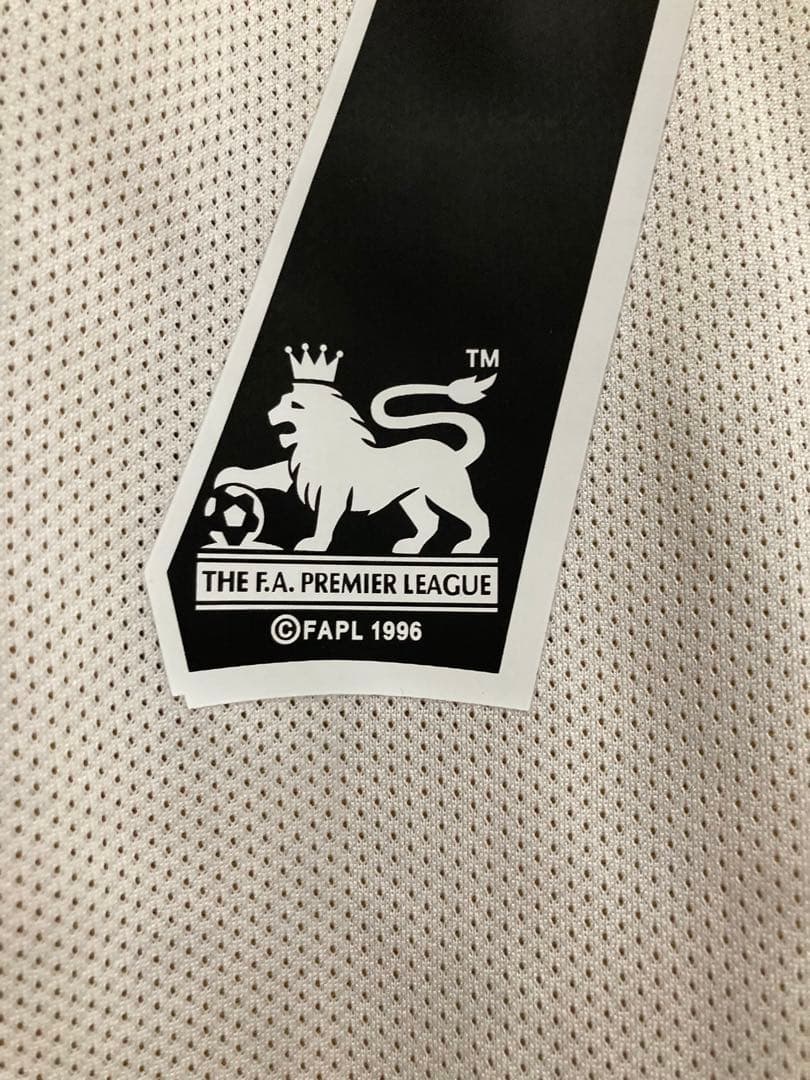 レア商品！02-03マンチェスターユナイテッド100周年 ベッカム ユニフォーム