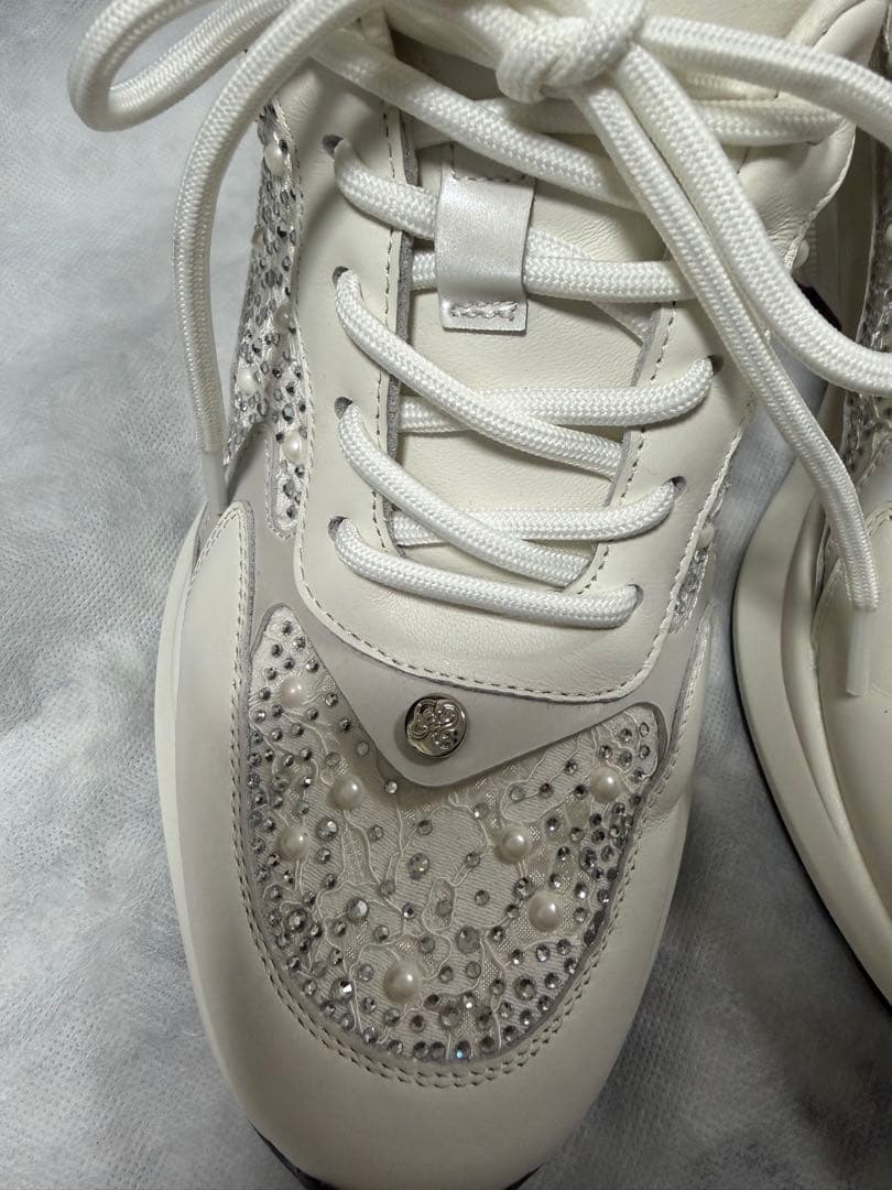 staccato パールミックスハイヒールスニーカー ホワイト