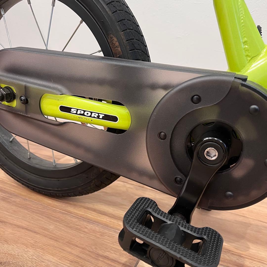 ストライダー14x ライムイエロー