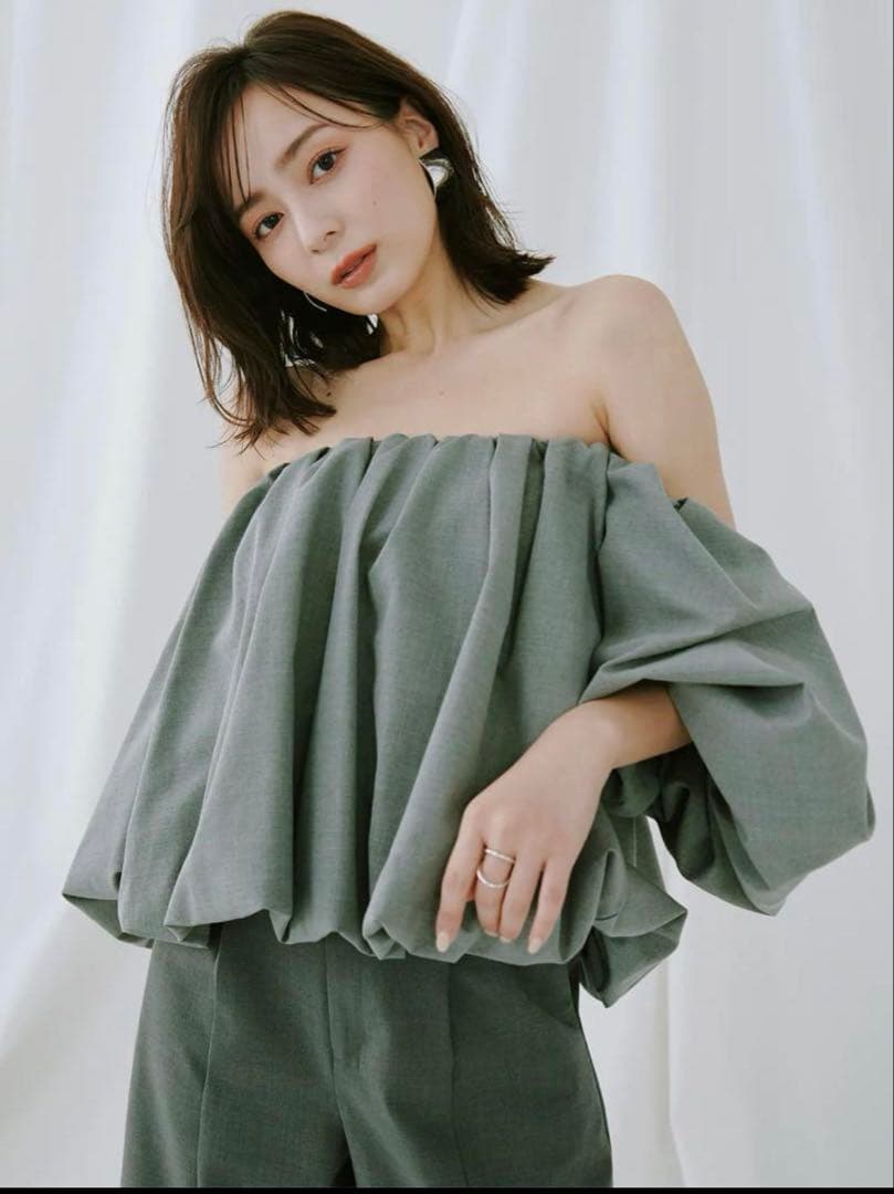 完売 anuans アニュアンス ボリュームバルーントップス グレー 新品未使用