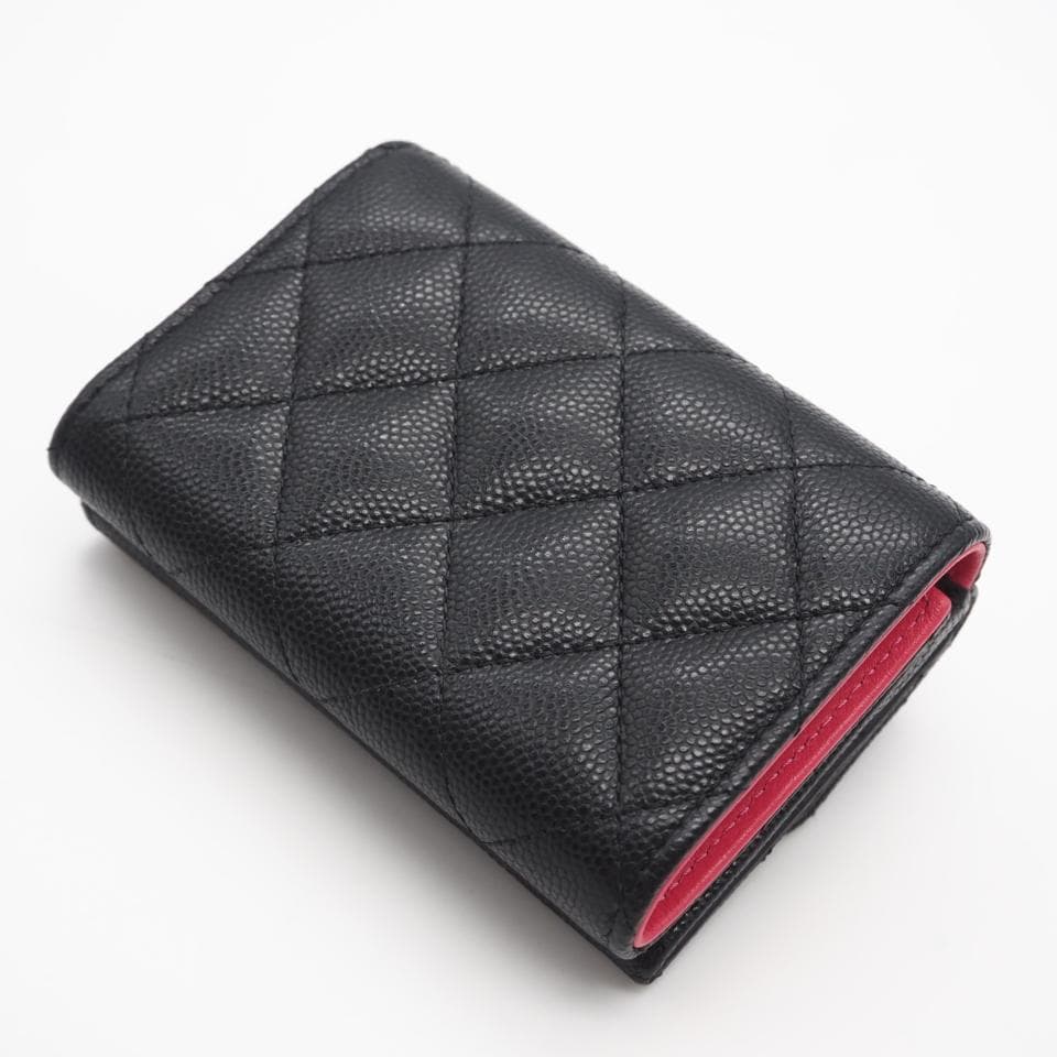 CHANEL 三つ折り財布 キャビアスキン マトラッセ コンパクトウォレット 美