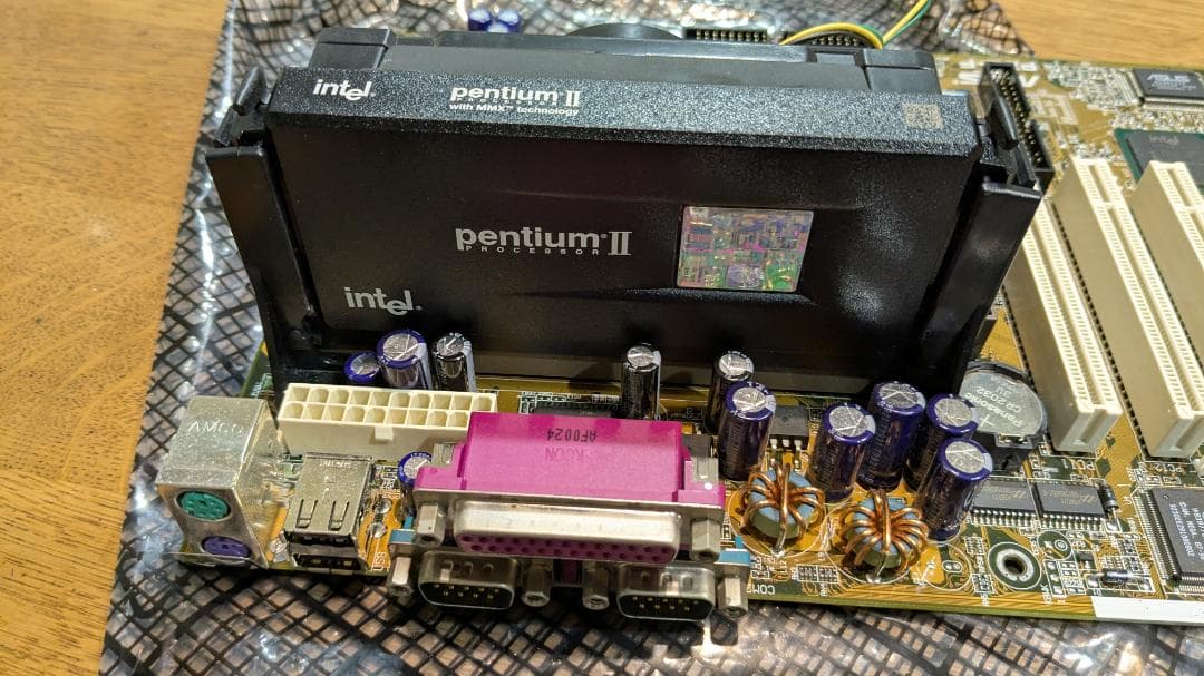 ASUS　P3B-F ＆ Intel Pentium II 450MHz