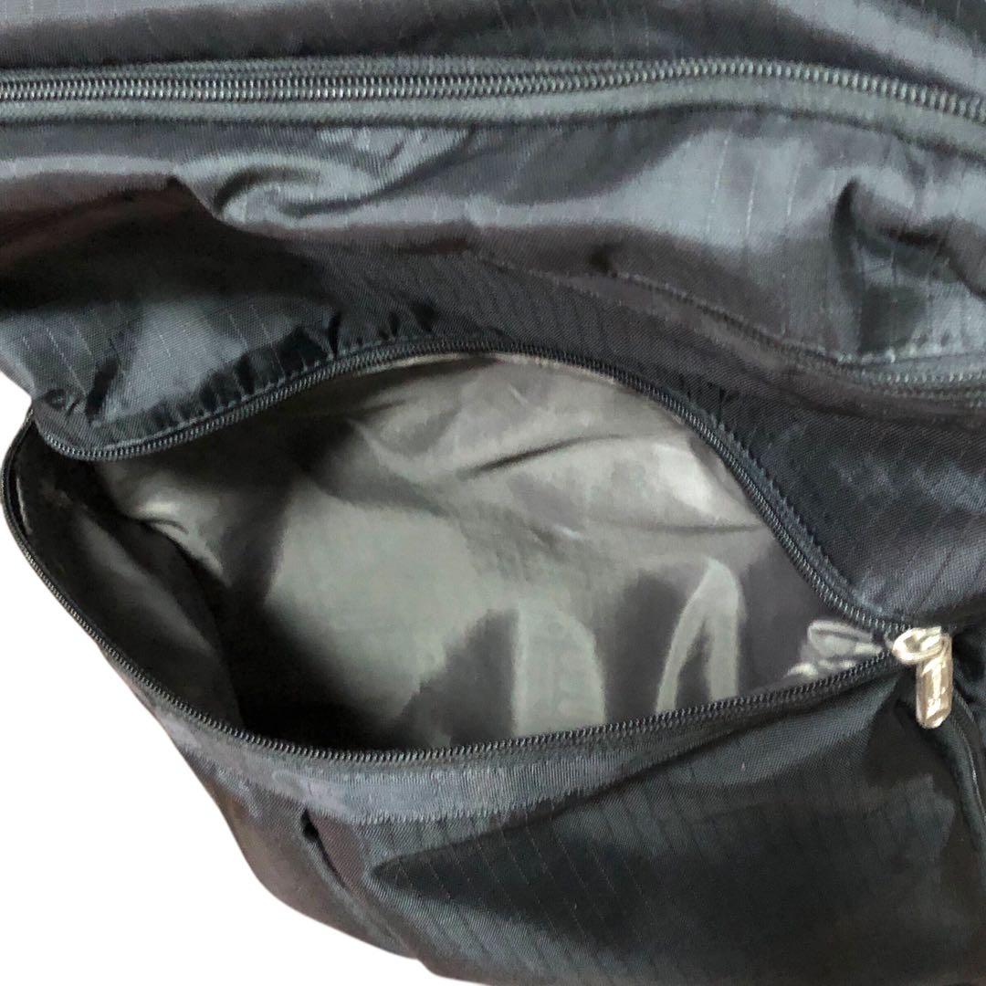 LeSportsac レスポートサック キャリーケース 無地 黒 旅行 トラベル