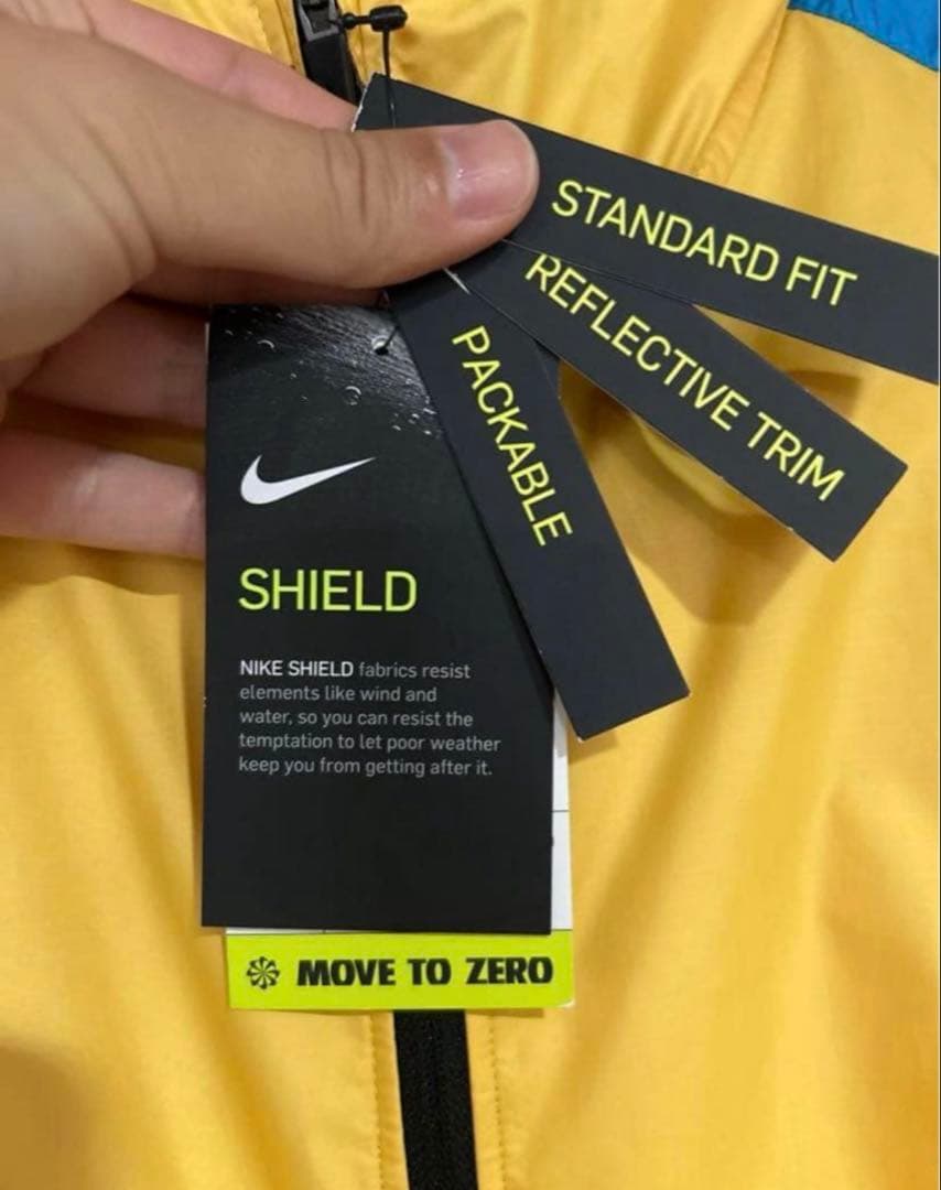 ナイキトレイル　NIKE　TRAIL ウインドブレーカー