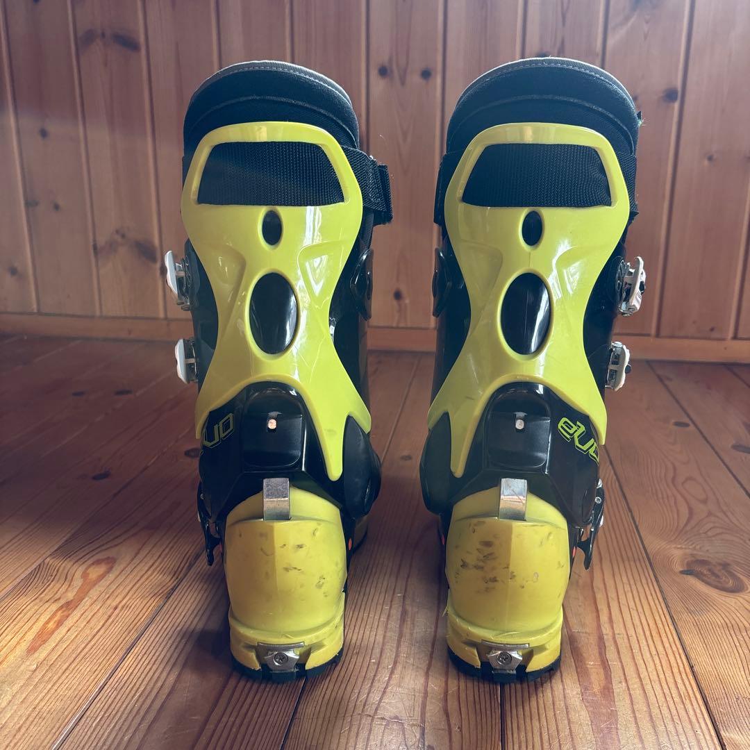 CRISPI スキー ブーツ イエロー/ブラック