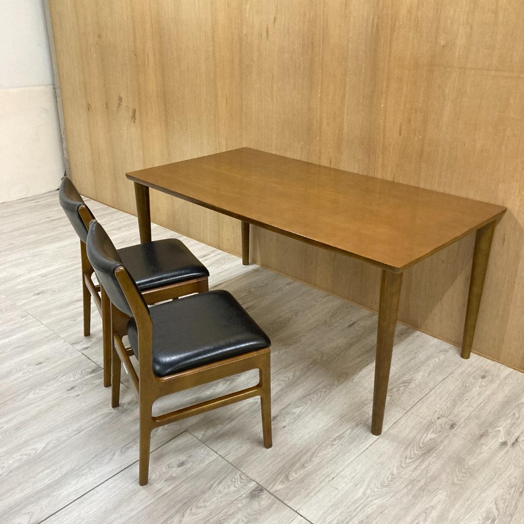 カリモク60＋　ダイニングテーブル　ロクマルプラス