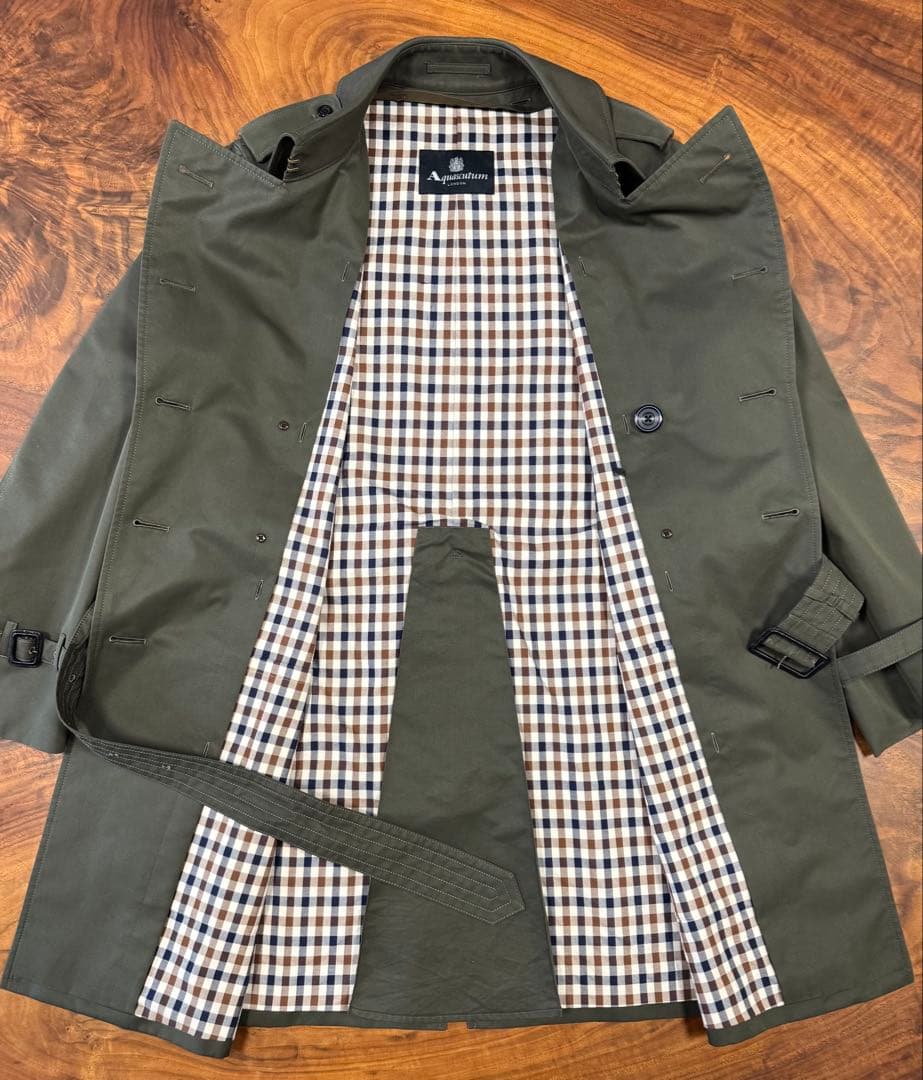 Aquascutum アクアスキュータム　ショート トレンチコート