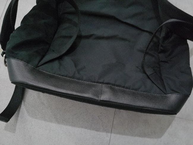 PRADA プラダ VIAGGIO V164 ナイロン リュック 黒 イタリア製