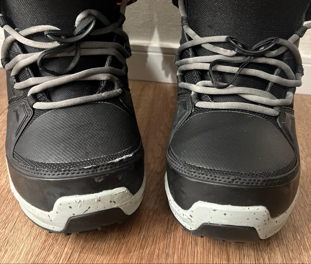 THIRTYTWO ブーツ US9.0 26.0〜27.0スノボ