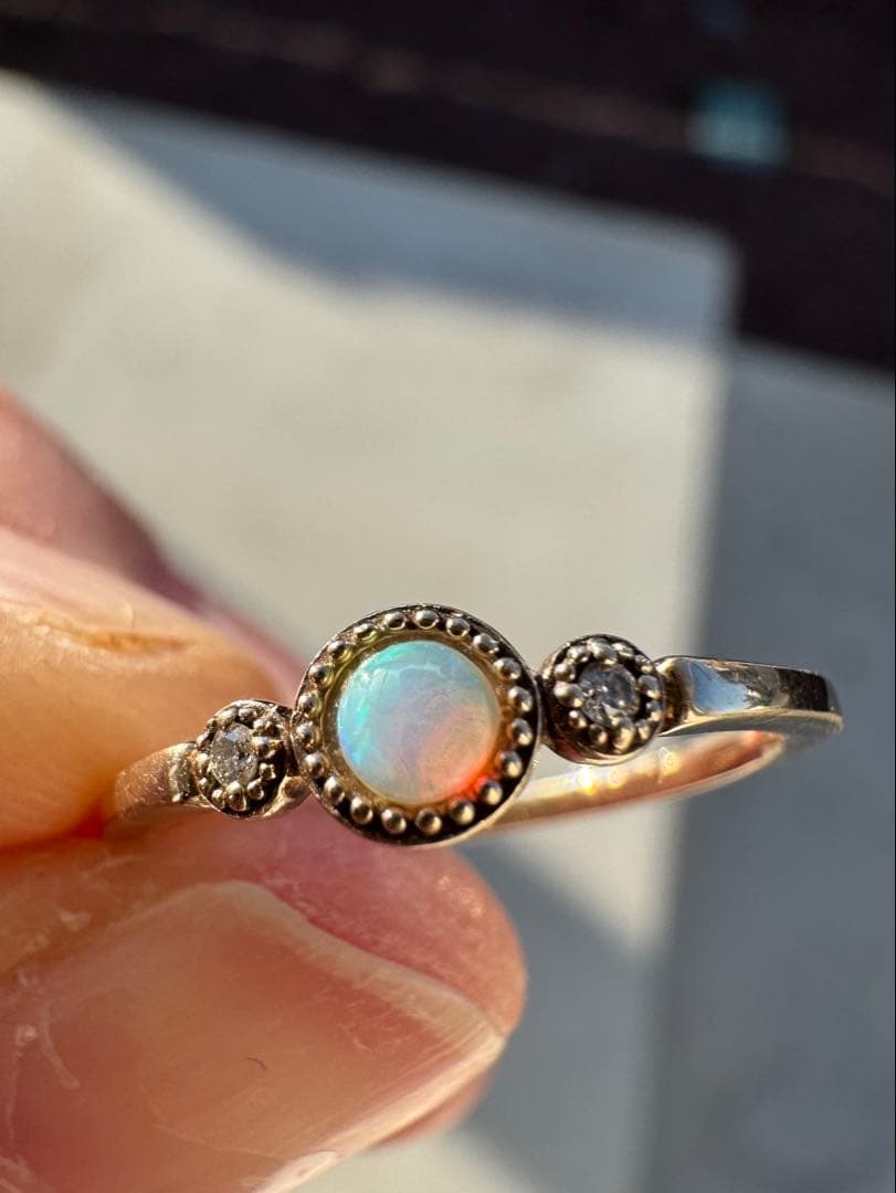 オデュース4℃ オパールダイヤモンドリング　9号