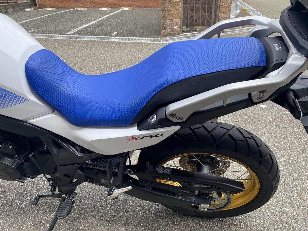 H*r様 ★再値下げ[美品] 送料無料 ホンダ トランザルプ750 ローシート