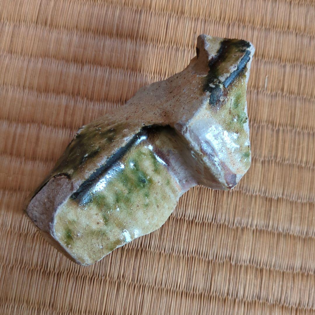 陶器 不規則な形 緑 黒 茶色　織部焼　織部　向附　陶片　骨董品　古美術
