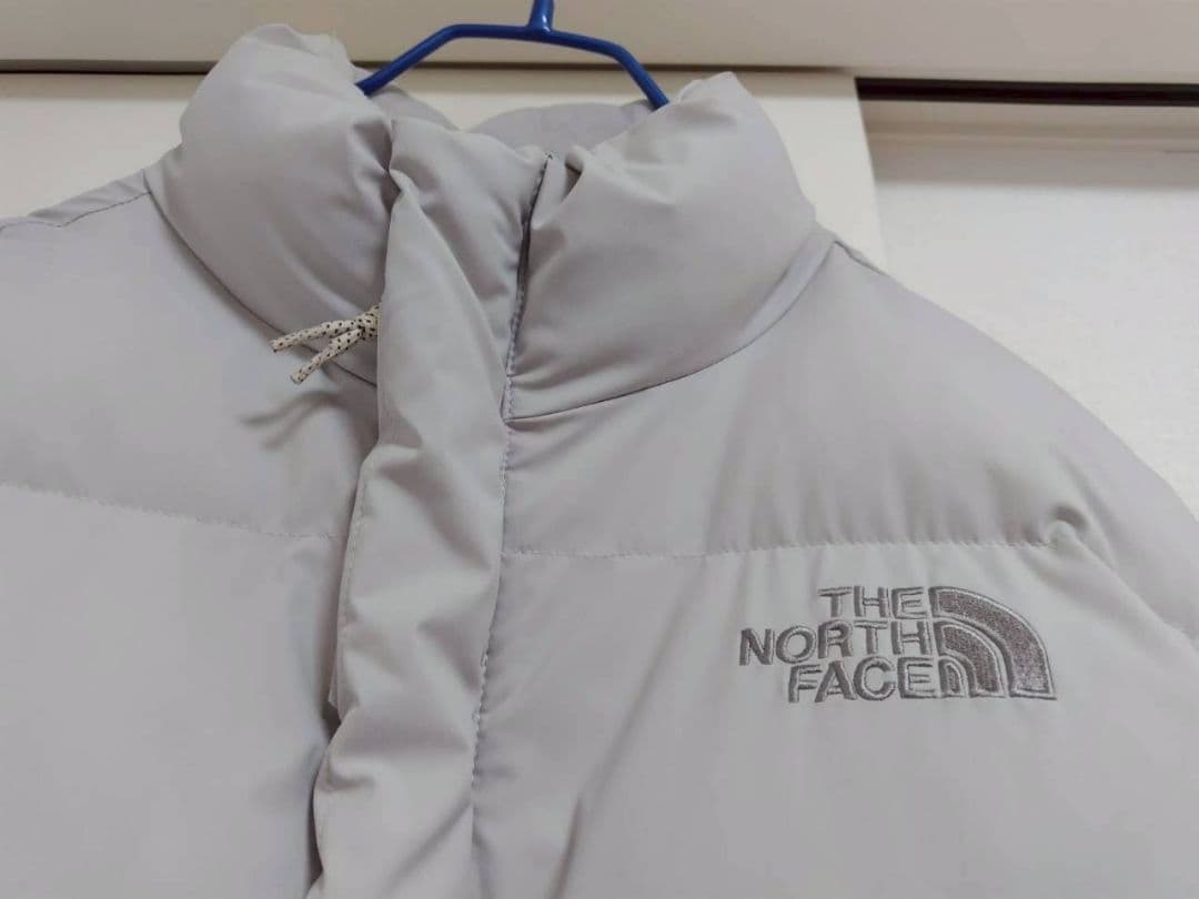 ノースフェイス　ダウン　ライトグレー　グレー　レディース　Sサイズ　アウター