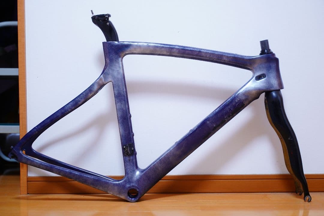 値下げ交渉可能 ロードバイク　カーボンフレーム　補修あり