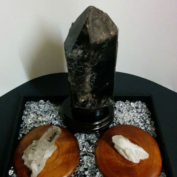 ★特選オンリー１★破邪✴魔除け【黒水晶♠レムリアンシード水晶六角柱】P付き♥