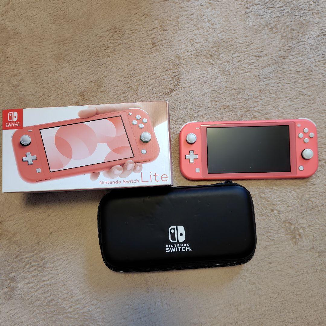 更に更に値下げ！！早いもの勝ち！Switchライト本体　純正ケース付き