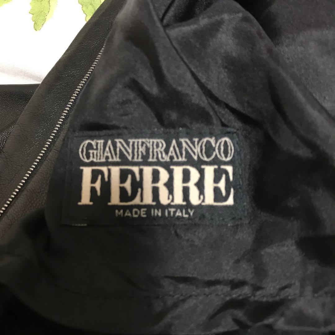 かおり　レザージャケット　ぺプラムジャケット