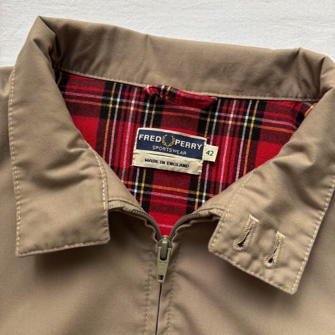 イングランド製　フレッドペリー スウィングトップ　サイズ42　刺繍ロゴ　ベージュ