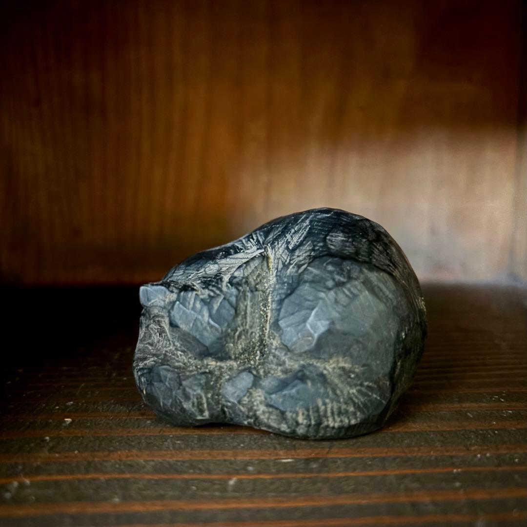 郷土玩具　猫　猫神　養蚕　蚕神　眠り猫　一刀彫り　木彫　古い　時代　妖怪　黒猫