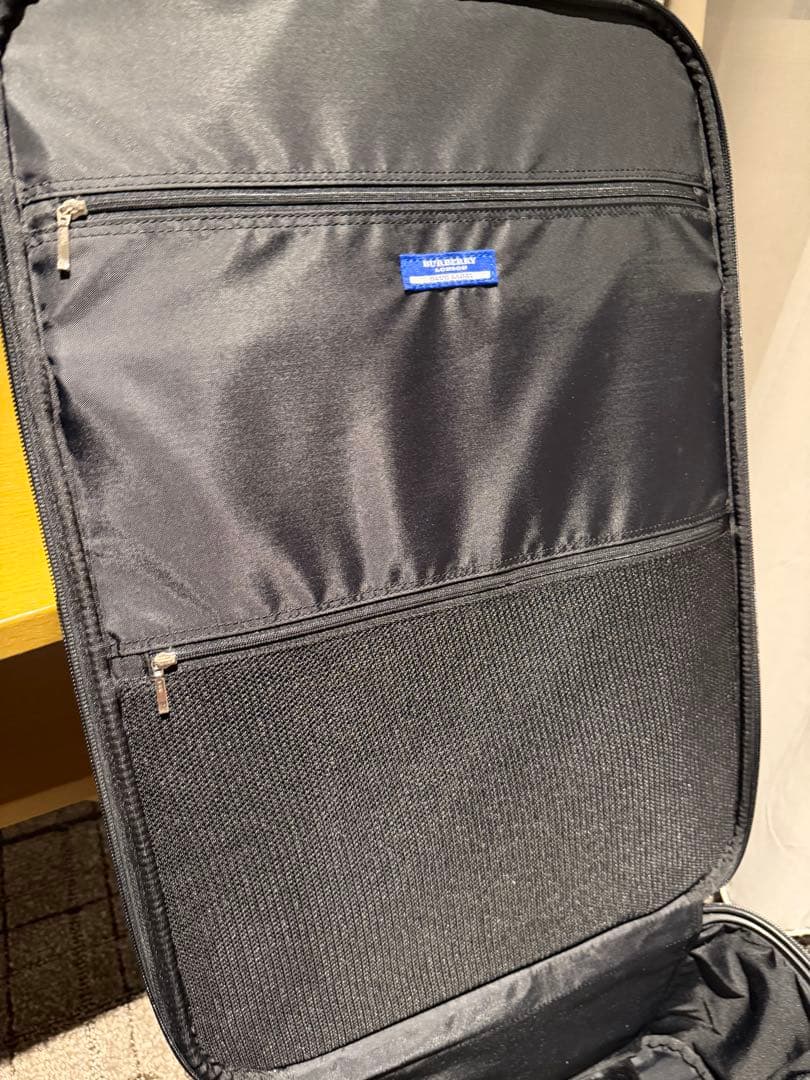 破格！バーバリーのスーツケース☆定価20万弱