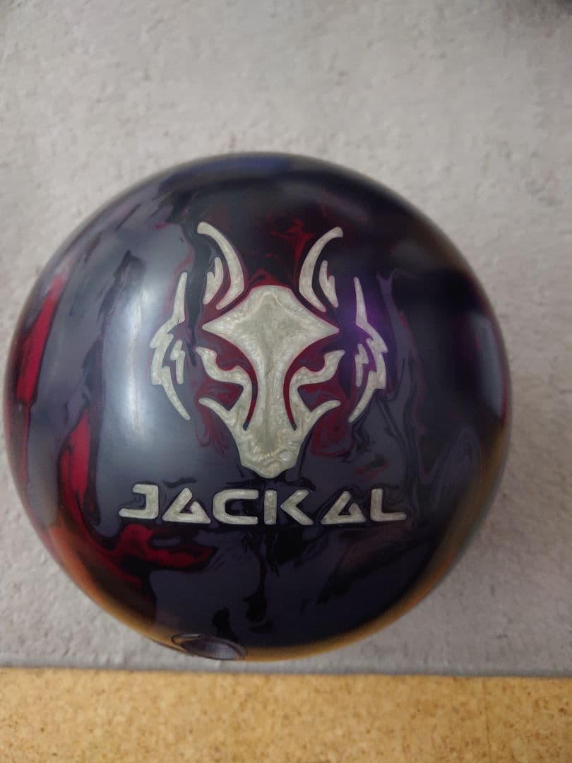 MOTIV ジャッカルオニキス　15ポンド　ボウリングボール