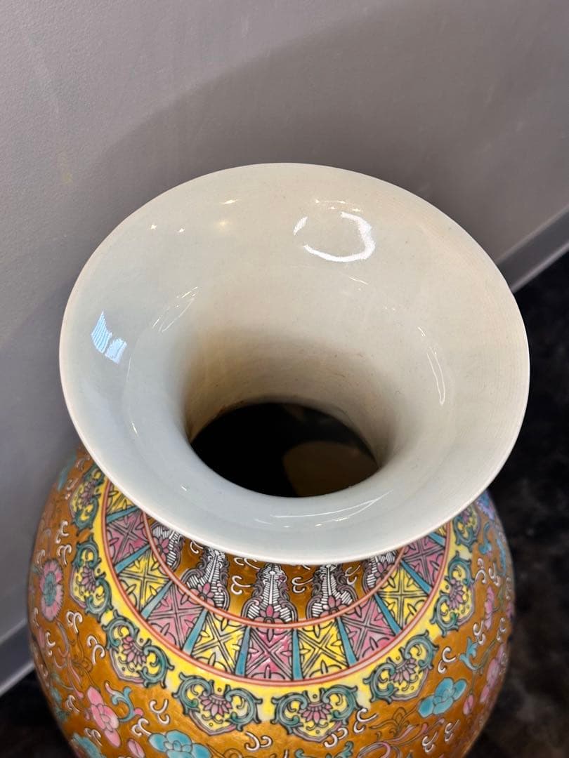 中国 清朝 大清乾隆年製 金彩 双龍文 大花瓶 骨董品 コレクション