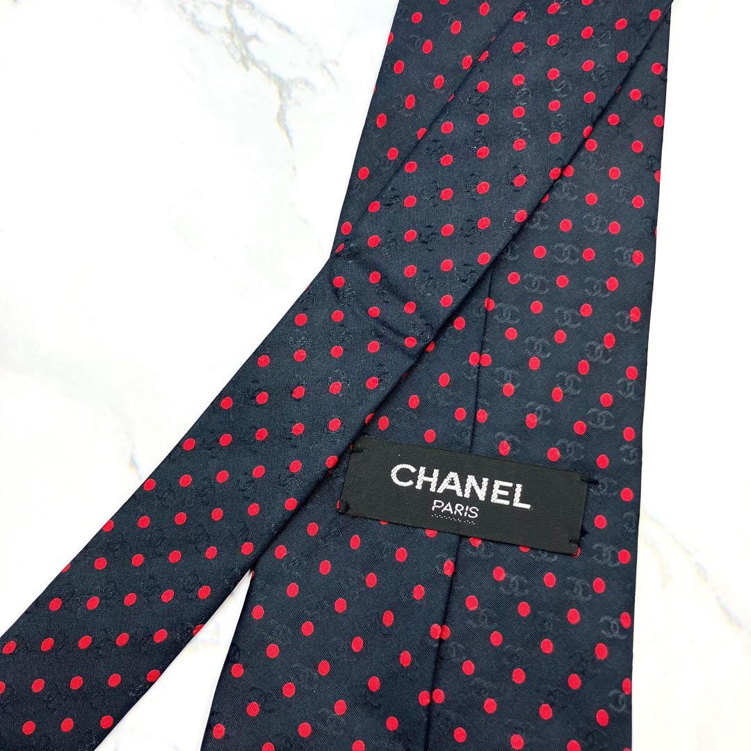 ◆美品◆CHANEL ネクタイ 黒色 ドット柄 ロゴ入り オシャレ 希少