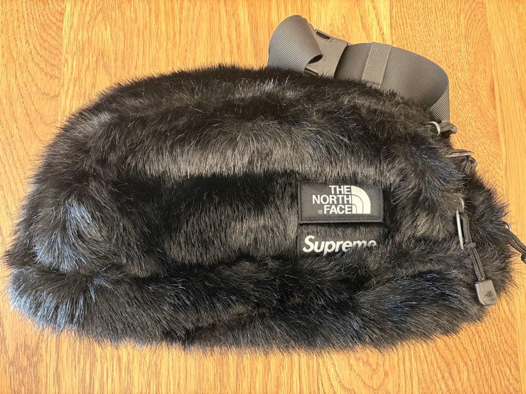 バッグ Supreme The North Face Faux Fur WaistBag