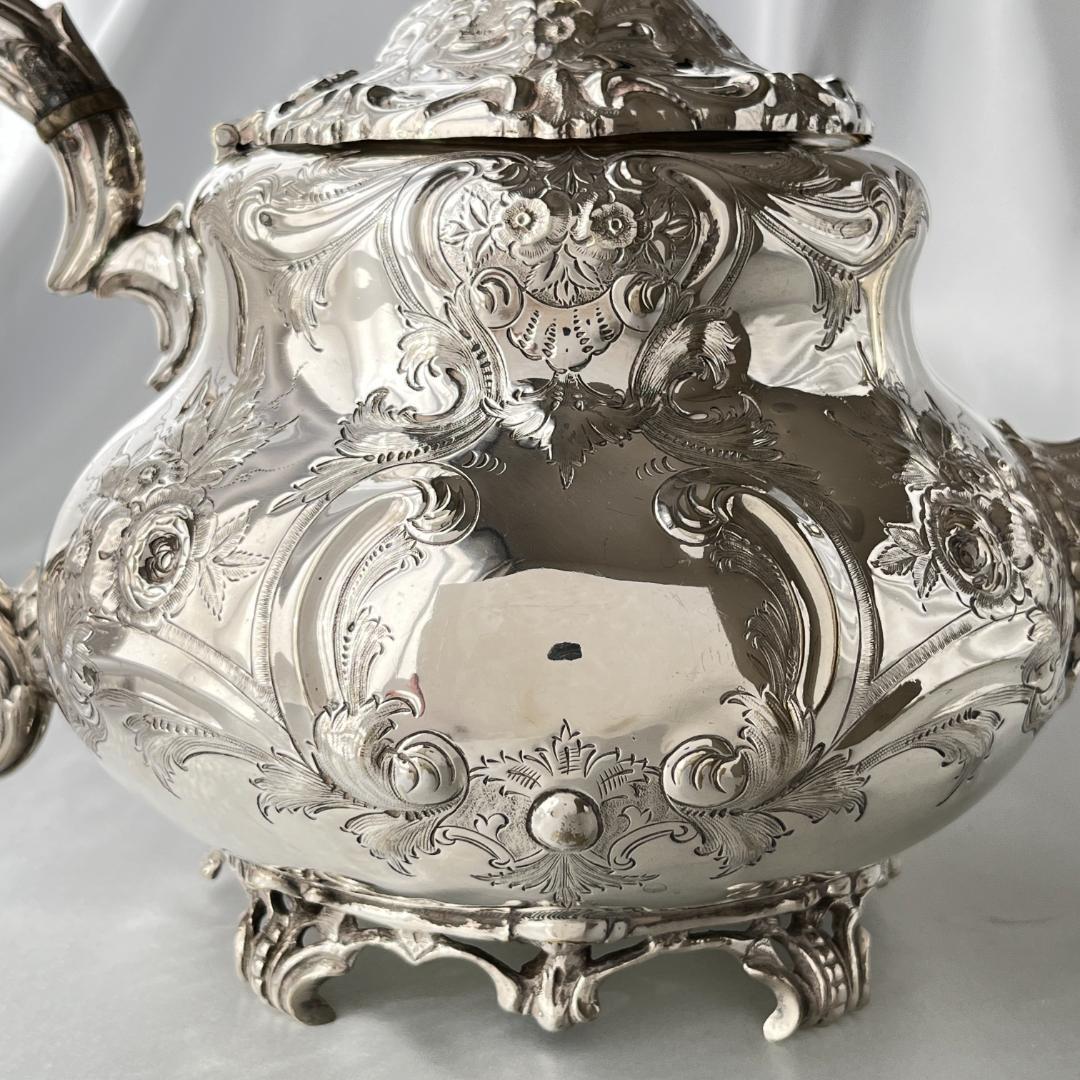 【英国 】 ファルコンとマスカロンのティーポット【シルバープレート】豪華！！