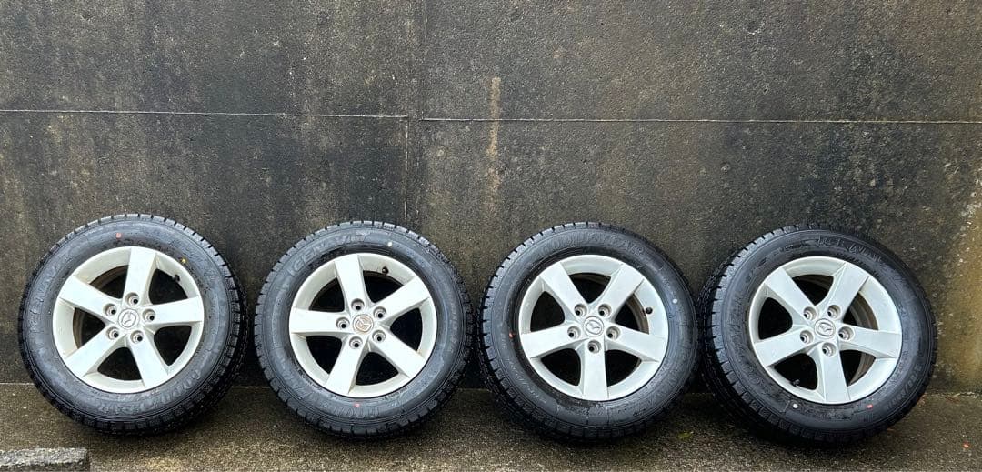 送料込み スタッドレス195/65/R15 GOODYEAR 2022年製