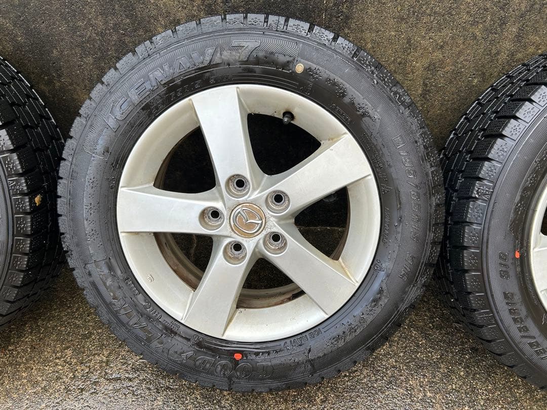 送料込み スタッドレス195/65/R15 GOODYEAR 2022年製