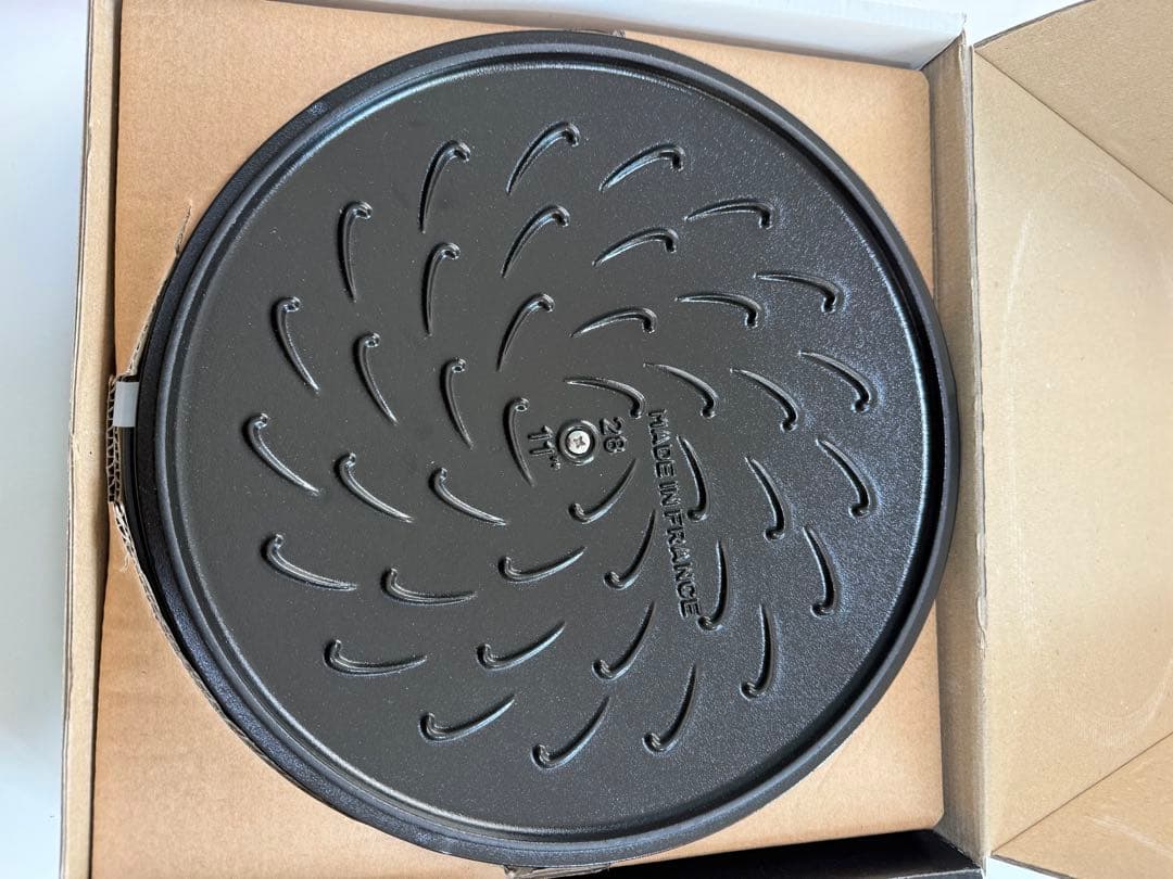 業務用正規　新品　STAUB ストウブ　ブレイザー・ソテーパン　28cm グレー