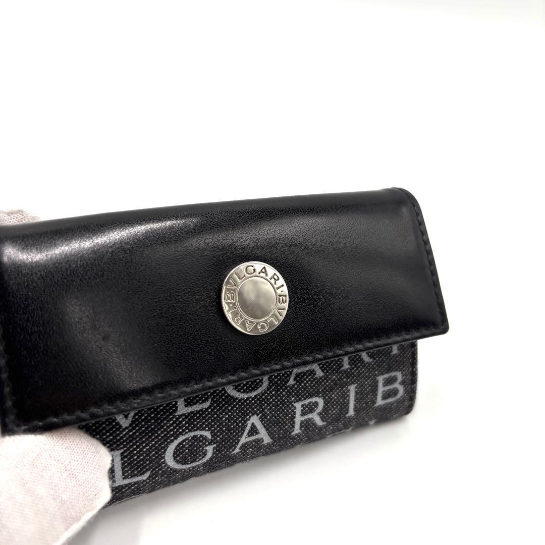 【未使用保管品】ブルガリ ケース ロゴマニア 総柄 ロゴ金具 メンズ 黒