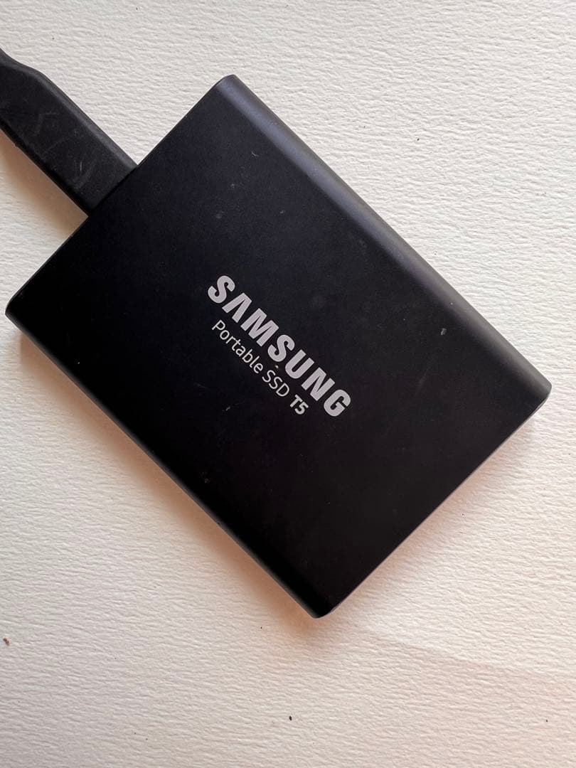 sweet　Samsung Portable SSD T5 1TB