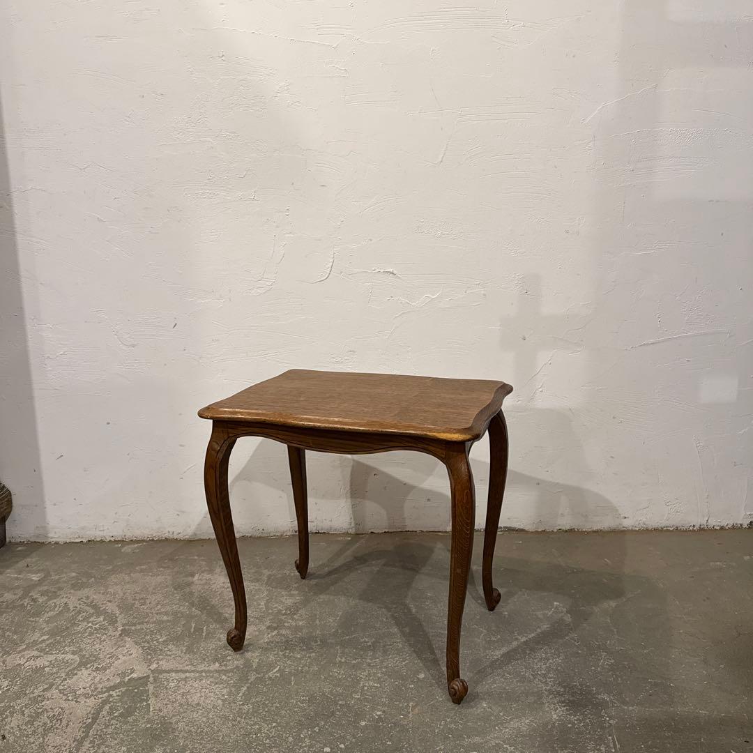 ヴィンテージ　木製サイドテーブル　猫脚　中