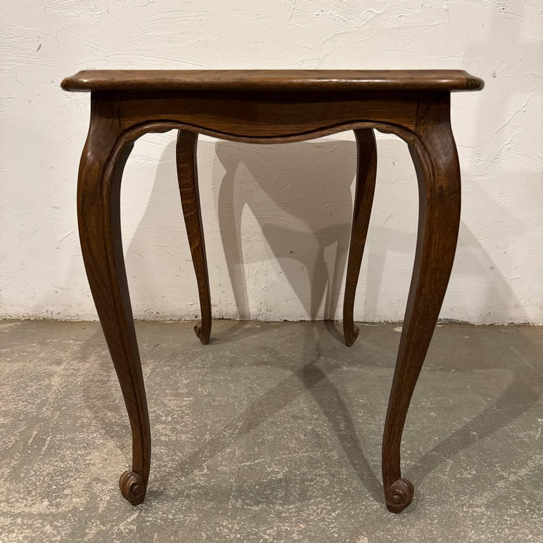 ヴィンテージ　木製サイドテーブル　猫脚　中