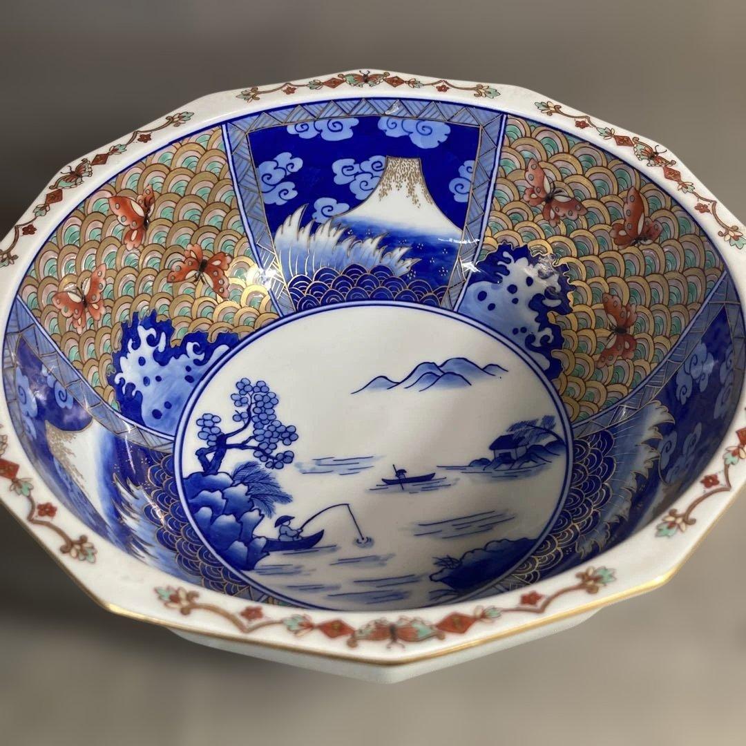 【古伊万里文】古伊万里の伝統　日本の名窯　染錦六方割富士波蝶山水絵　十二角大深鉢