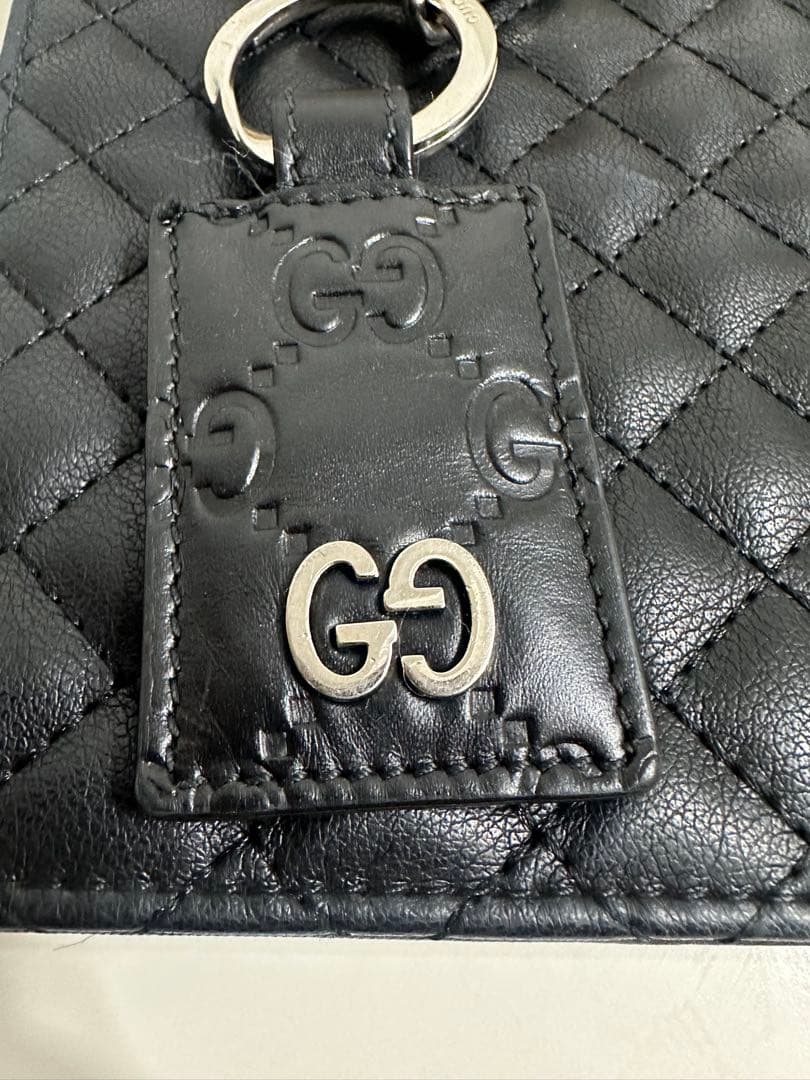 GUCCI GGロゴ ブラックレザー キーホルダー