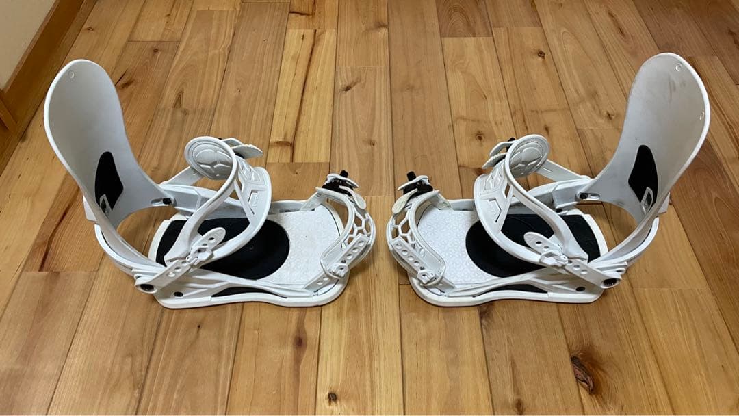 Union STRATA （ストラータ）DEELUXE TEAM ID LTD.