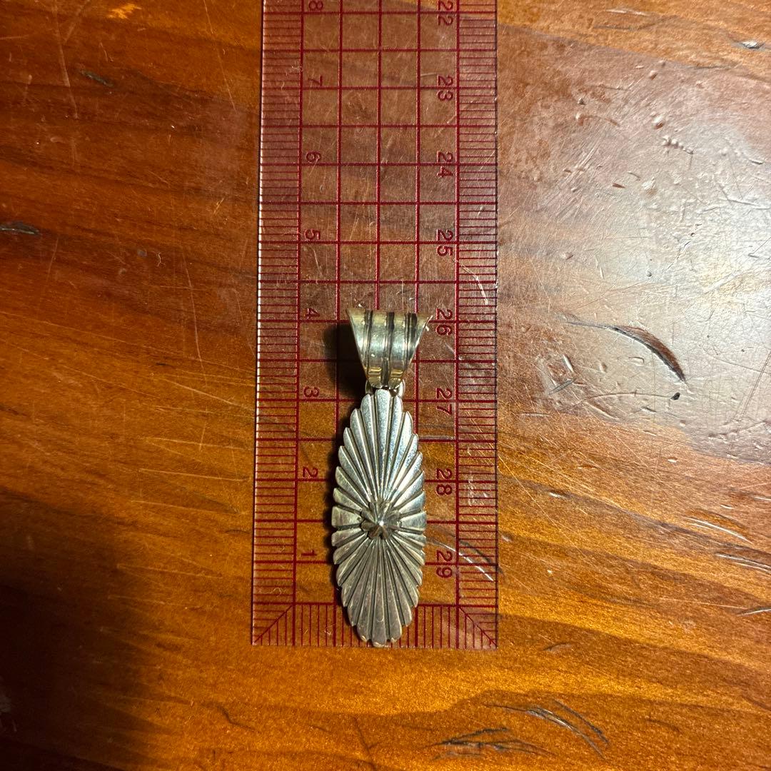 最安 ナバホ族 ケビンラモン オーバル型 サンバーストペンダント