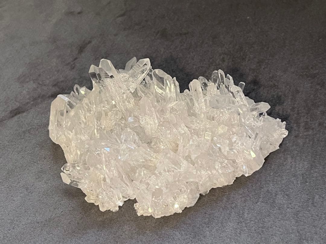 9cm高品質 水晶　クラスター